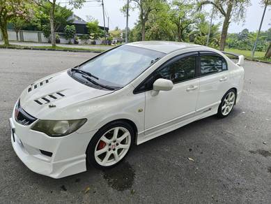 Honda Civic i-VTEC in Bintulu, SWK