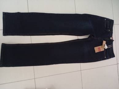 100% New Jeans and Skirt 