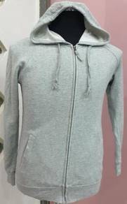 Sweater hoodie gu 009