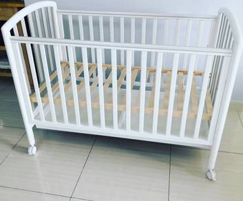 Italian 'PALI' White Wooden Baby Cot
