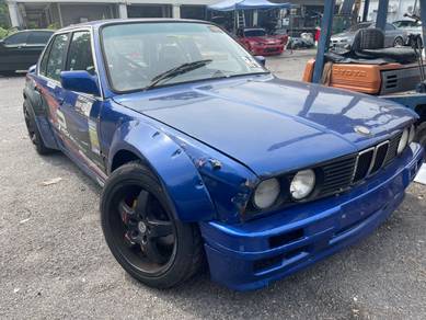 BMW 318i 18i (CKD) in Seremban, NSN