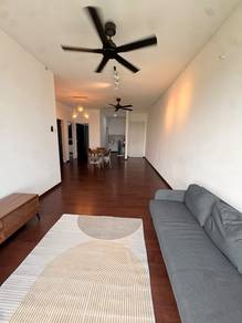 Condominium For Rent in Signature Three