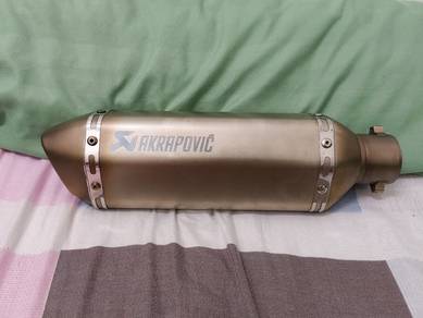 Akrpovic exzos 
