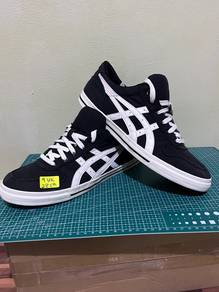 ASICS Aaron Black & White 9uk