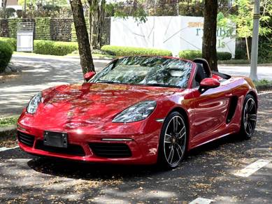 Porsche 718 CAYMAN in Ampang, KUL