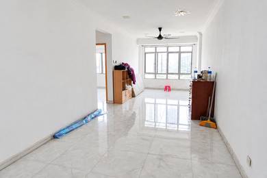 Apartment For Sale in Suria Kipark Damansara