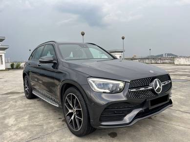 Mercedes Benz GLC300 300 4MATIC AMG LINE in Bandar Puteri Puchong, SGR