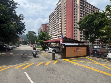 Apartment For Sale in Sri Tioman II