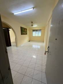 Flat For Rent in Flat Taman Bukit Angkasa