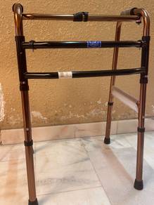 Felco Reciprocal Walking Frame