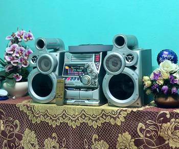 speaker hifi jvc 4400 watt giga tube