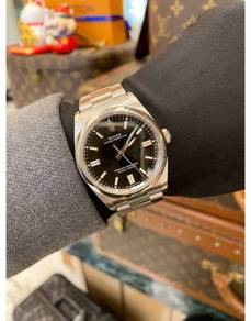 Rolex Oyster Perpetual 36 REF126000 Black Dial 36M