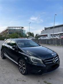 Mercedes Benz A200 200 BRABUS(CBU) in Temerloh, PHG