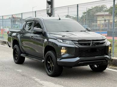 Mitsubishi Triton VGT PREMIUM in Pandamaran, SGR