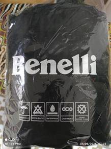 Baju hujan Benelli utk dijual 