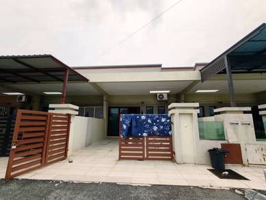 Terraced House For Sale in Bota,PRK