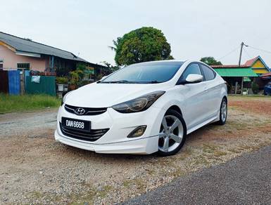 Hyundai Elantra PREMIUM in Bachang, MLK