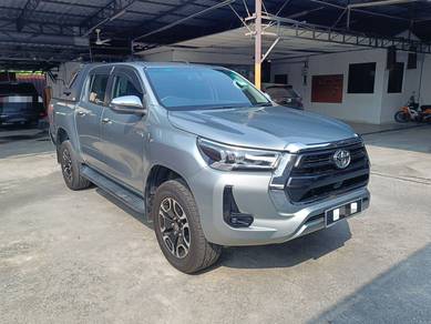 2023 Toyota Hilux V