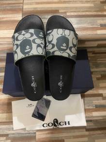 Selipar BAPE Gaya Streetwear Siap Dust Bag