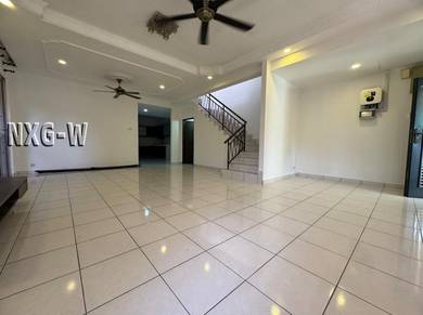 Semi-Detached House For Sale in Aman Perdana,SGR