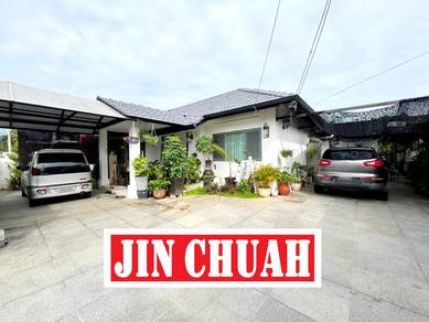 Semi-Detached House For Sale in Jelutong,PNG