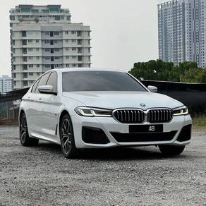 BMW 530e 30e (CKD) in Old Klang Road, KUL