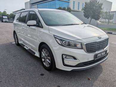 Kia Grand Carnival KX in Bayan Lepas, PNG