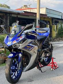 Yamaha R25