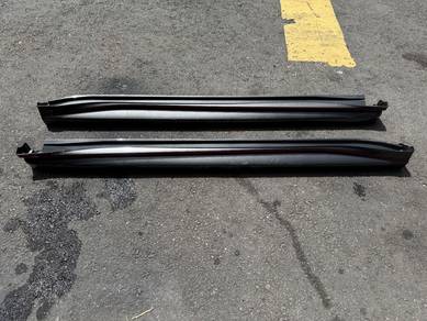 No 11-6-7 Nissan Juke Nismo RS Side Skirt Japan