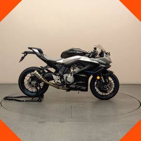 CFMOTO 675SR-R