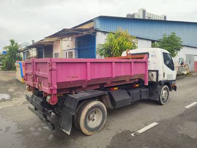 Mitsubishi canter tahun 1996