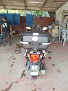 Sym VTS 200 LE