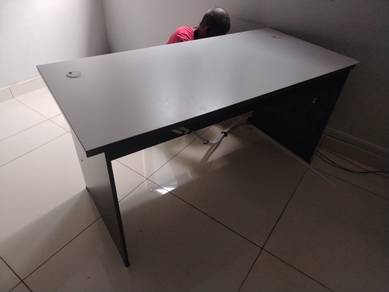 Grey 5FT Office Table TF932