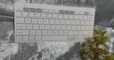 Samsung Smart Keyboard Trio 500