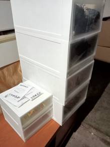 pull out storage drawer 