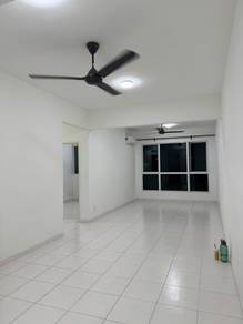 Condominium For Rent in I-Santorini