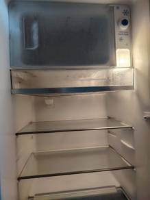 Single door peti ais