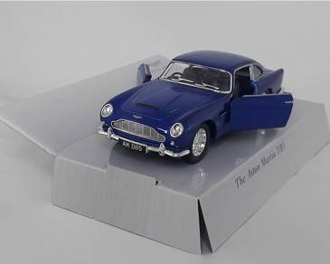 The Aston Martin DB5 1/38 Model car - Blue