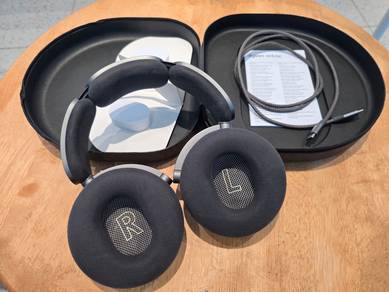 Dyson ontrac headphone