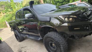 Isuzu D-Max 4x4 MT-L in Kota Kinabalu, SBH