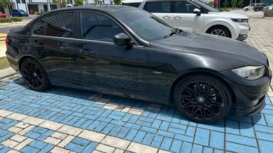 BMW 323i 23i (CKD) in Bukit Mertajam, PNG