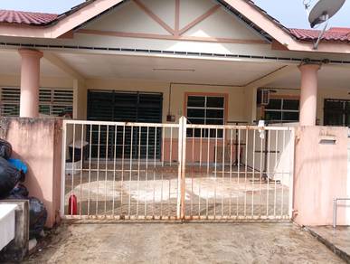 Terraced House For Sale in Balok,PHG