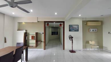 Apartment For Rent in Mewah View Luxurious Apartments