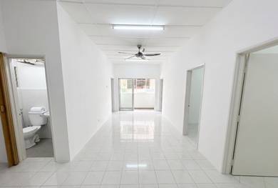 Apartment For Sale in Putra Indah Apartment