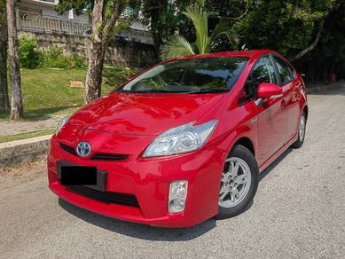Toyota Prius (HYBRID) in Seri Kembangan, SGR
