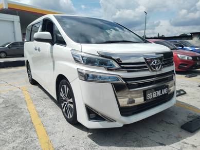 Toyota Vellfire ZG in Sri Damansara, KUL