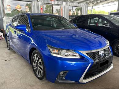 2011 Lexus CT 200 h LUXURY (HYBRID)