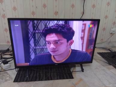 Philip TV 32 inch led like new 