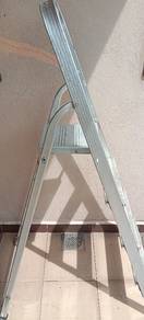 Ladder