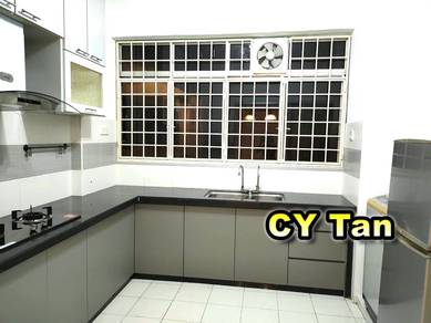 Condominium For Rent in Putra Place